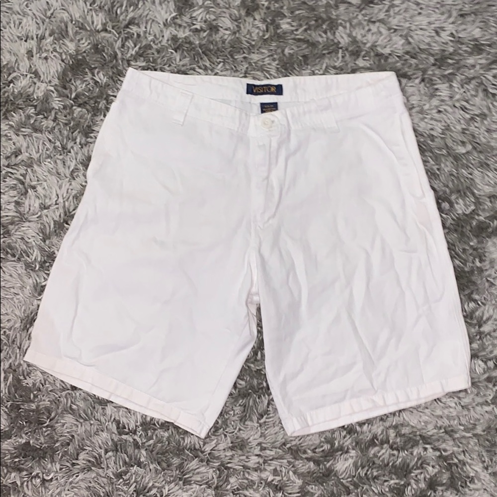 Visitor men’s size 34 white shorts